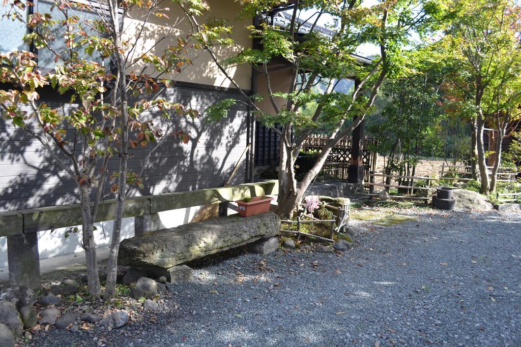 Guest House Makotoge Aso Exterior photo